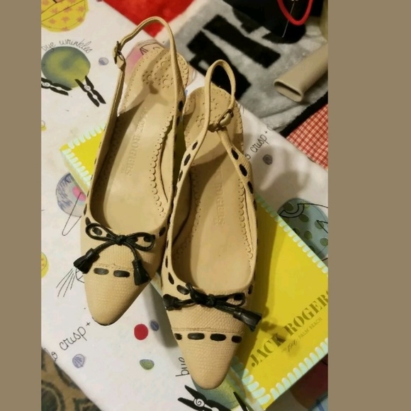 Shoes - Picture 1 of 8